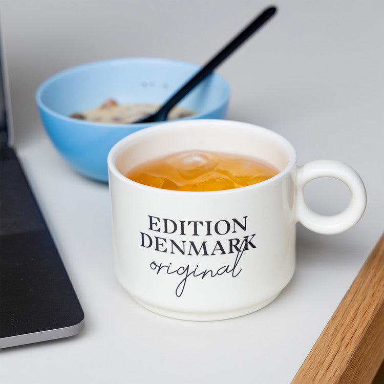 【EDITION DENMARK×WSTD】オリジナルマグカップ